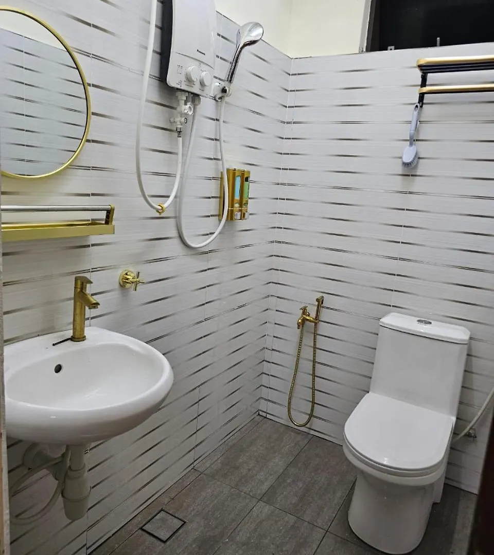Sabari Families Homestay Malacca Apartment